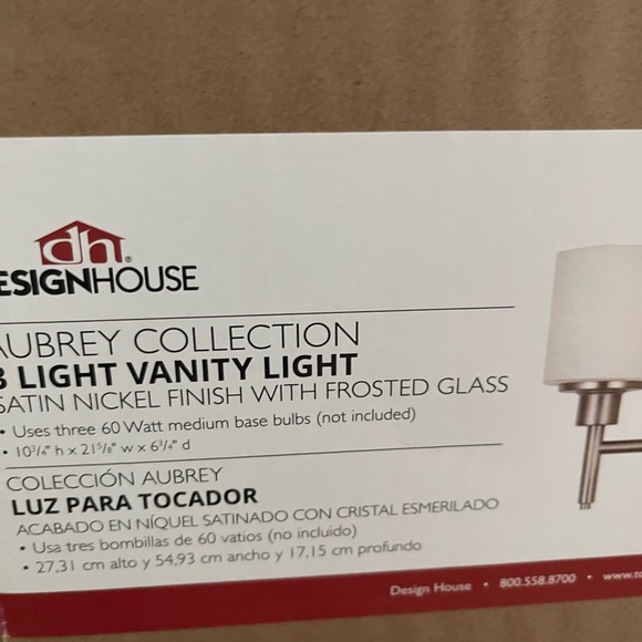 3 Light Vanity Light - Picture 8 of 11